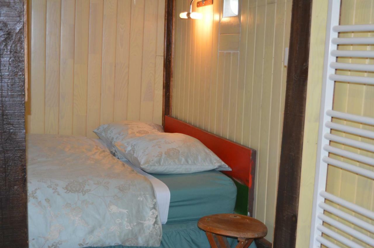 Cabane En Foret Onesse-et-Laharie Exterior photo