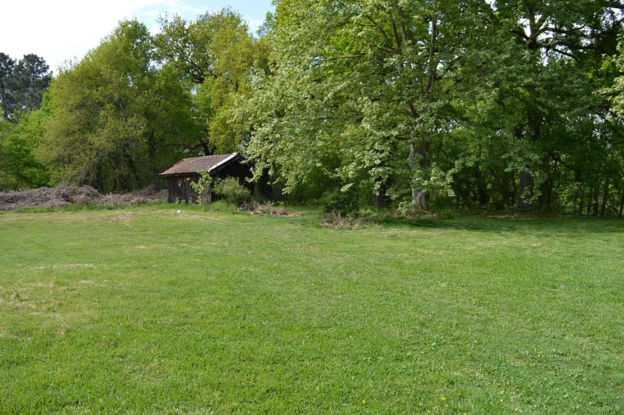 Cabane En Foret Onesse-et-Laharie Exterior photo